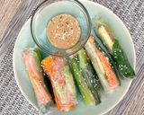 Foto langkah ke 4 dari resep Vietnam spring roll simple.