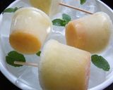 A picture of step 5 of Pineapple,mint,passion fruit lollies#recipemarathon.