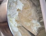 Bebe-féle fehércsokis mézes-lapos málnás számtorta szülcsinapra recept fázis 3 fotója