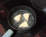 Foto del paso 3 de la receta: Crema de lechuga con bombón de queso frito