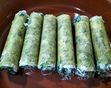 Foto del paso 3 de la receta: Canelones de espinacas y bacalao con salsa de langostinos