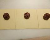 A picture of step 2 of Fluffy's Ferrero Festive Treats 🎄.