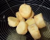 Foto langkah ke 1 dari resep Tumis tahu brokoli wortel.