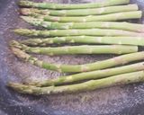 A picture of step 2 of Lemon Buttered Asparagus.😀.