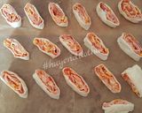 Hình bước làm 3 của món Pizza cuộn