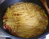 Pas rețetă One pot pasta (paste cu bob în sos de roșii cherry cu anșoa) 2 fotografie