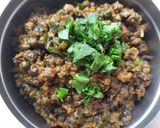 A picture of step 5 of Chana dry.