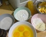 Foto langkah ke 1 dari resep Cake Potong Mocca Meses.