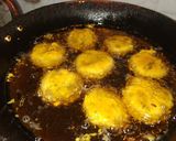 A picture of step 9 of Aloo bonda.
