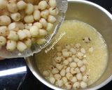 Hình bước làm 2 của món Chè Đỗ Xanh Hạt Sen
