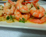 Foto del paso 5 de la receta: Langostinos al ajillo con perejil