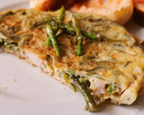 Foto del paso 6 de la receta: Tortilla de Espárragos trigueros con Gambas blancas