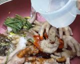 Gambar langkah 3 resipi Kaki Ayam Masak Kicap.