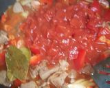 Foto langkah ke 6 dari resep Goulash by CeKitchen.