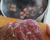 Vörösboros szarvascomb pörkölt recept fázis 2 fotója