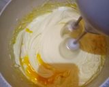 Foto langkah ke 4 dari resep Cake tape toping keju almond.