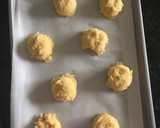A picture of step 4 of Keto chocolate chip cookies.