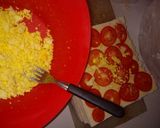 Foto del paso 3 de la receta: Sándwich de miga con tomate y huevo