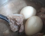 A picture of step 2 of Braised Sail Rib with Eggs.