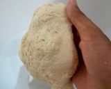 Foto langkah ke 2 dari resep Pizza Sosis Keju.