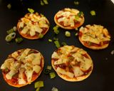 બેબી પીઝા (Baby Pizza Recipe In Gujarati) રેસીપી સ્ટેપ5ફોટો