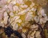 A picture of step 2 of Beef Noodle Soup with Braised Tendon and Brisket.