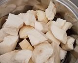 Foto langkah ke 2 dari resep Gethuk Lindri tanpa margarin/mentega simple anti gagal.