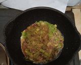 Foto langkah ke 3 dari resep Telur Dadar Angkak.