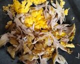 Foto langkah ke 2 dari resep Mie Goreng Dok Dok Mommylicious.