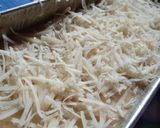 Foto langkah ke 7 dari resep Bolu Pisang Keju Kukus Moist No Mixer.