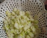 Hình bước làm 3 của món Su hào muối ^^ nộm