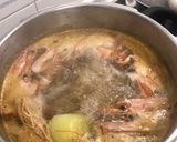 Foto del paso 1 de la receta: Guiso de garbanzos con gambones