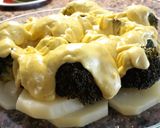 Foto del paso 3 de la receta: Brócoli con patatas gratinadas con bechamel al curry
