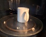 Foto del paso 4 de la receta: Mug cake de piña y coco en microondas