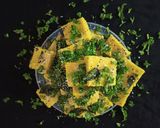 ખમણ ઢોકળા (Khaman Dhokla Recipe in Gujarati) રેસીપી સ્ટેપ9ફોટો