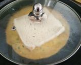 A picture of step 5 of Vegetarian Bread Omelette.