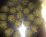 A picture of step 1 of Pea potato kofta curry.
