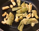 Foto del paso 2 de la receta Pasta a los quesos con alcachofas y pollo