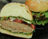 Foto langkah ke 6 dari resep Homemade Burger.