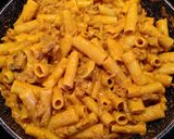 Foto del paso 7 de la receta: Pasta Tortiglioni con carne, champiñones y vermut rojo