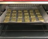 A picture of step 13 of Scallion (Spring Onion) cream Crackers.