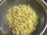 Rempeyek Supermi Super Yummy