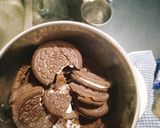A picture of step 1 of Oreo shake.