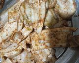 केळ्याची भजी (Kelyachi Bhajji Recipe In Marathi) रेसिपी स्टेप 1 फोटो 