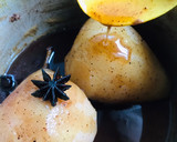 A picture of step 3 of Spiced Poached Pear.