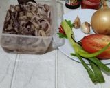 Foto langkah ke 1 dari resep Cumi Saos Tiram.
