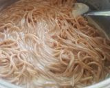 Foto del paso 3 de la receta: Espagueti integral a la crema de queso