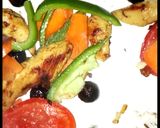 A picture of step 3 of Chicken Stir-Fry Lettuce with Blueberries dressing.