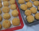 Foto langkah ke 5 dari resep Roti Donat goreng isi ayam suwir super duper lembut 👍.