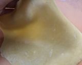 Foto langkah ke 3 dari resep Pastel pisang caramel.